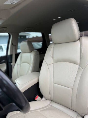 2021 Buick Enclave Essence