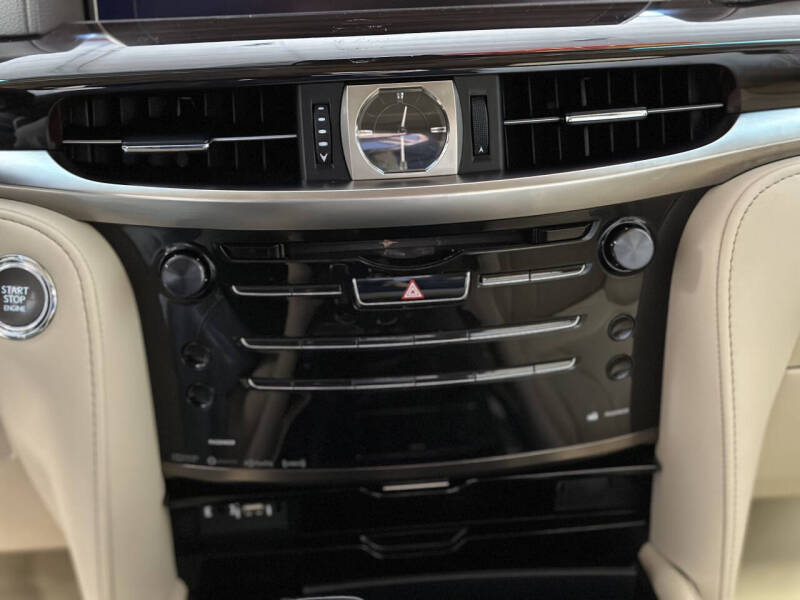 2018 Lexus LX 570 Two-Row