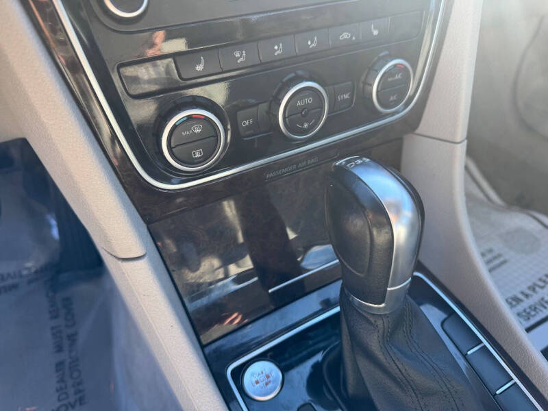 2014 Volkswagen Passat 2.0L TDI SEL Premium