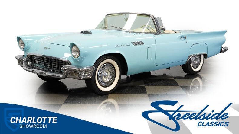 1957 Ford Thunderbird