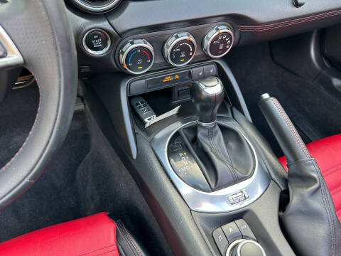 2018 FIAT 124 Spider Abarth