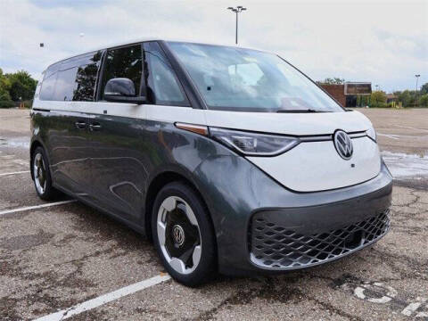 2025 Volkswagen ID. Buzz Pro S Plus 4Motion