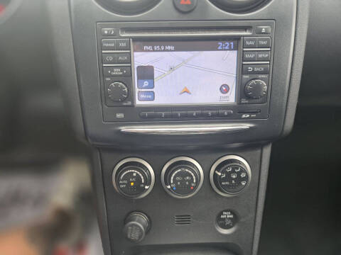 2013 Nissan Rogue SV w/SL Package