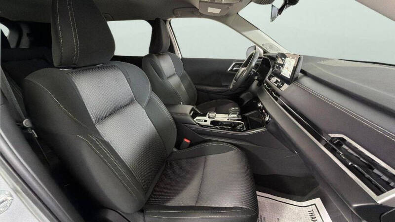 2025 Mitsubishi Outlander ES