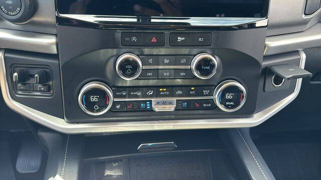 2023 Ford Expedition MAX XLT