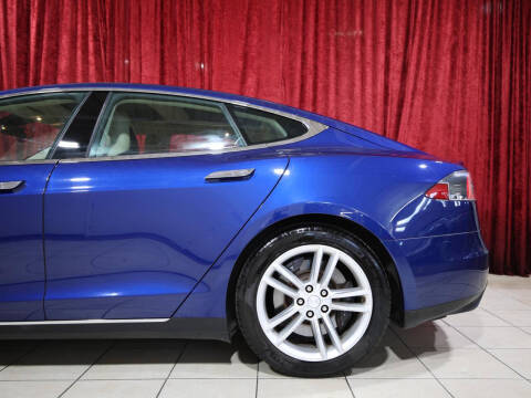 2015 Tesla Model S