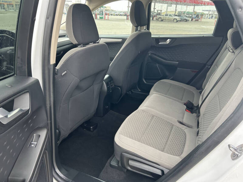 2020 Ford Escape SE