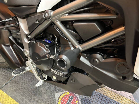 2017 Ducati Multistrada 950 Star White Sil