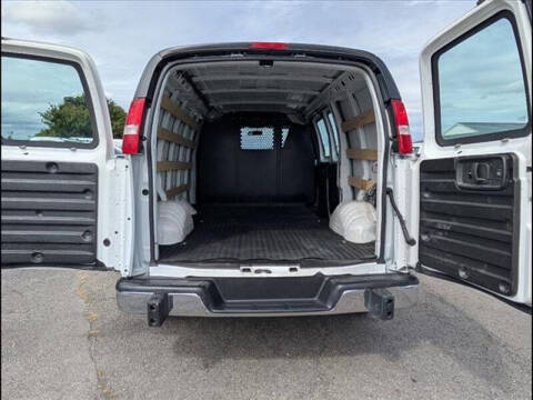 2023 Chevrolet Express 2500