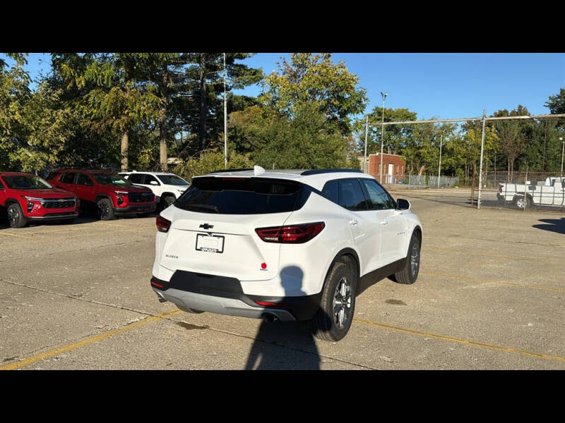 2025 Chevrolet Blazer LT
