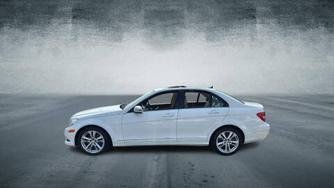 2013 Mercedes-Benz C-Class C 300 Luxury 4MATIC