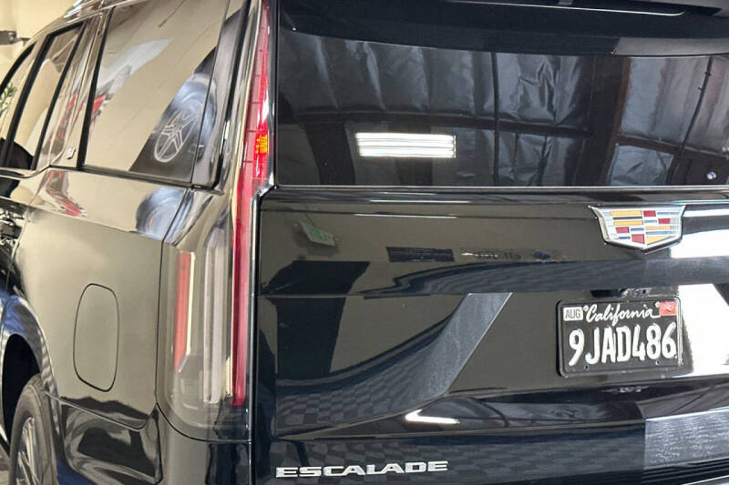 2023 Cadillac Escalade-V