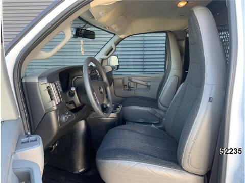 2023 Chevrolet Express 2500