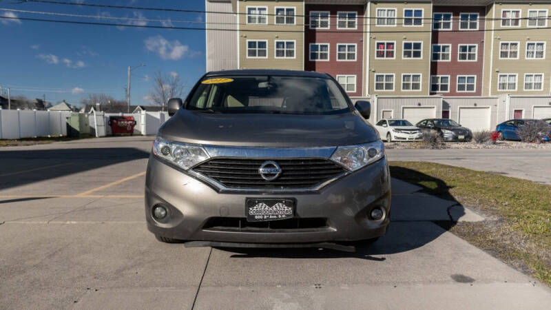 2017 Nissan Quest S