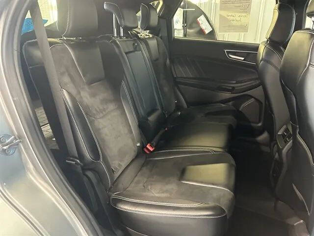 2022 Ford Edge ST