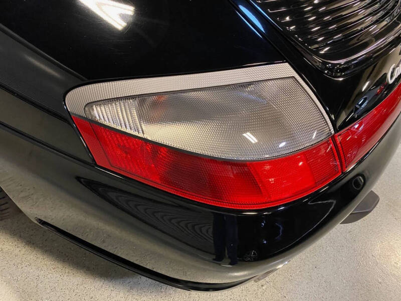 2004 Porsche 911 Carrera 4S