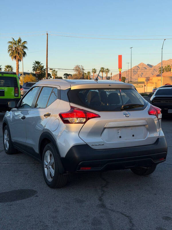2018 Nissan Kicks S