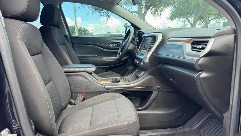 2021 GMC Acadia SLE