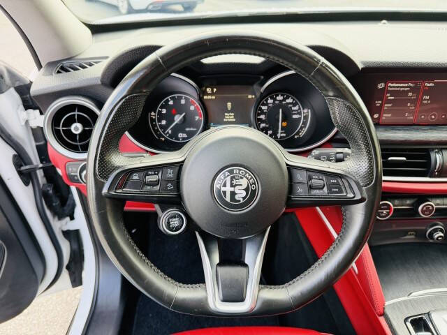 2021 Alfa Romeo Stelvio Sprint