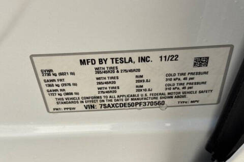 2023 Tesla Model X Standard Range