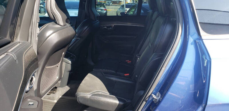 2019 Volvo XC90 T6 R-Design