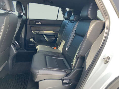 2022 Volkswagen Atlas Cross Sport SE 4Motion