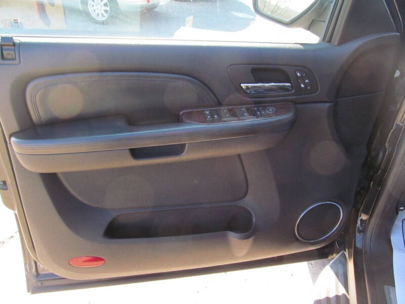 2008 GMC Yukon XL Denali