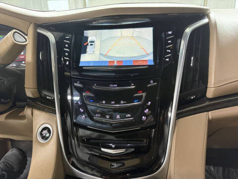2018 Cadillac Escalade ESV Platinum