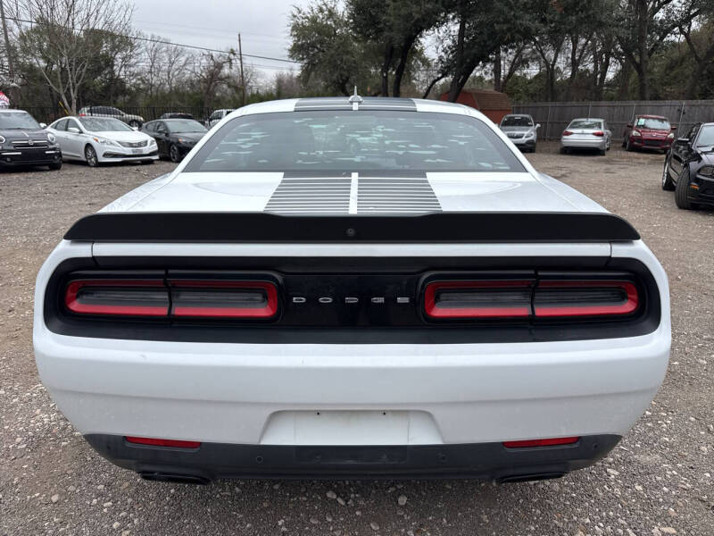 2018 Dodge Challenger SXT