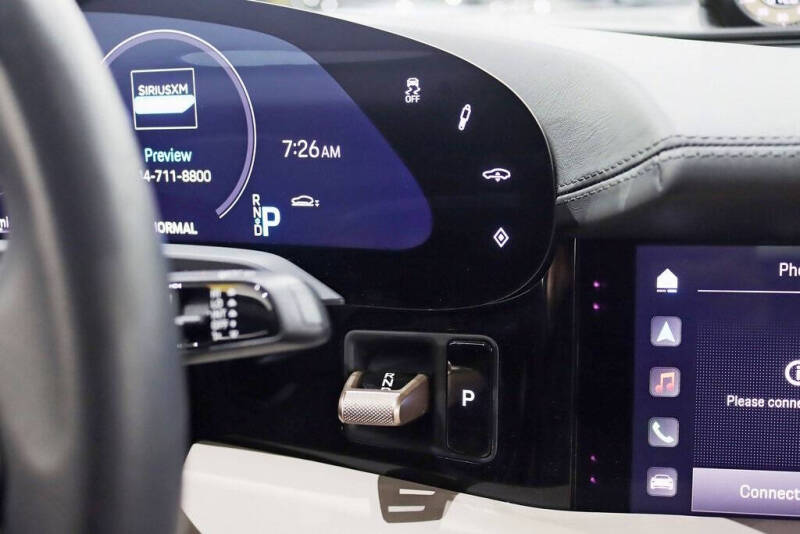 2020 Porsche Taycan Turbo