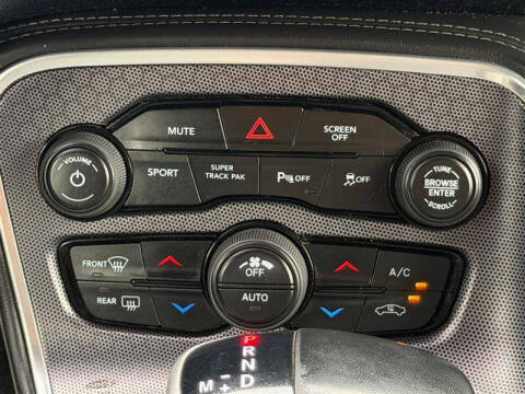 2017 Dodge Challenger GT