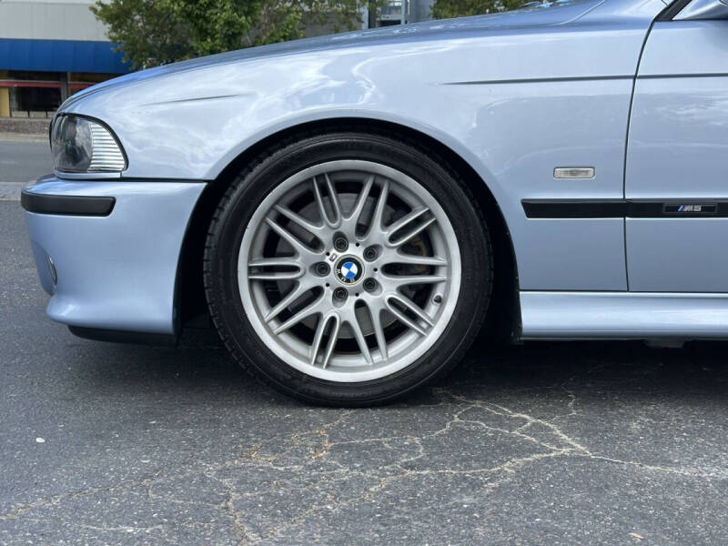 2001 BMW M5