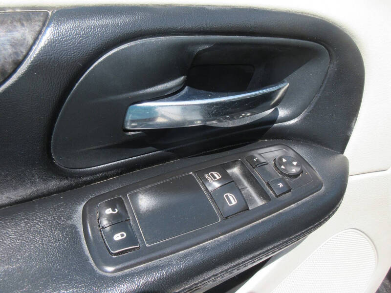 2014 Dodge Grand Caravan SE