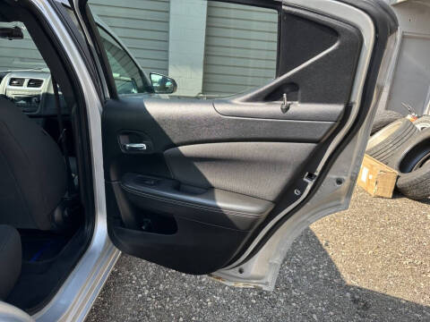 2011 Dodge Avenger Express