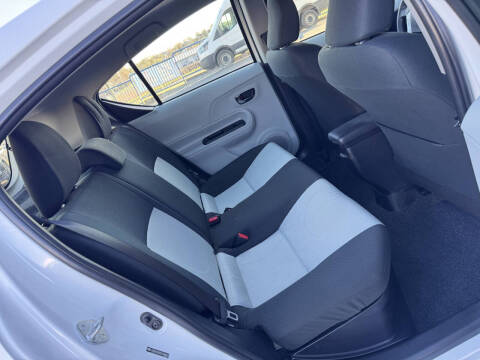2012 Toyota Prius c Three