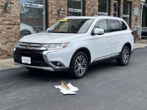 2018 Mitsubishi Outlander for sale at The King of Credit in Clifton Park NY