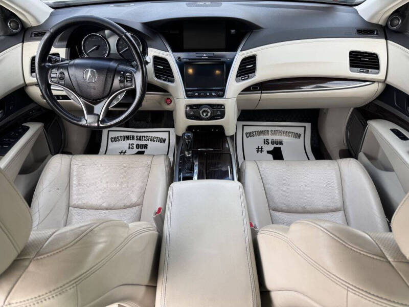 2016 Acura RLX w/Advance