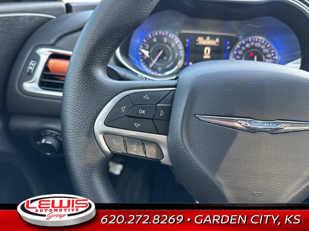 2016 Chrysler 200 for sale at Lewis Chevrolet of Garden City in Garden City, KS