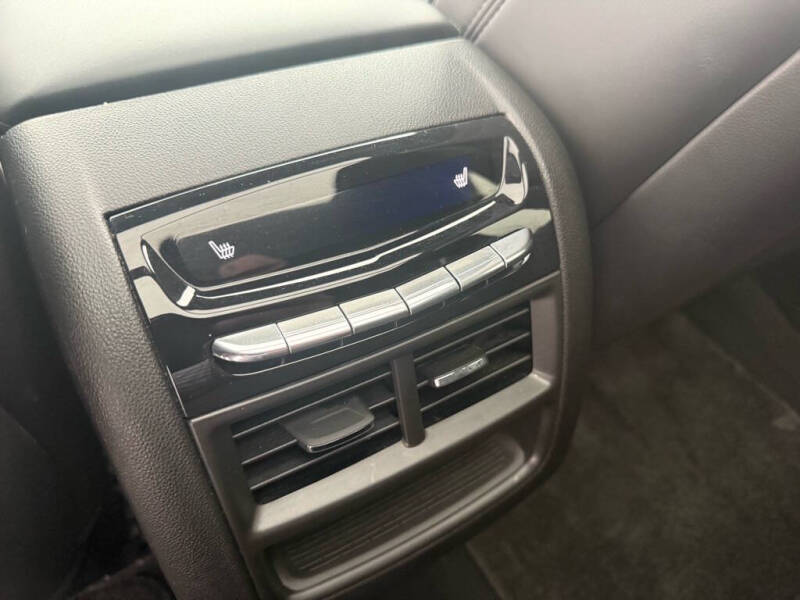 2019 Cadillac XT5 Platinum