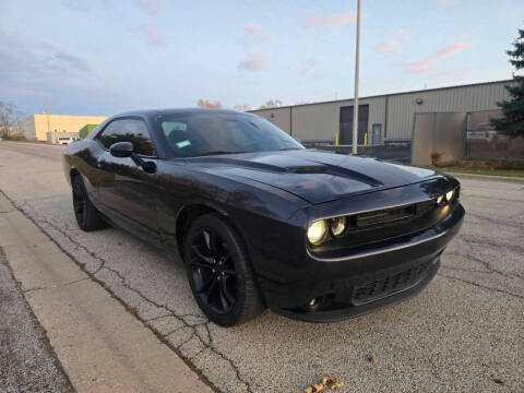 2016 Dodge Challenger SXT Plus