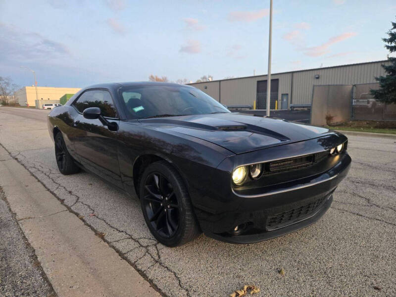 2016 Dodge Challenger SXT Plus