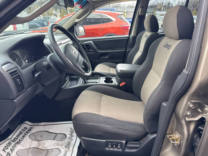 2004 Jeep Grand Cherokee Laredo