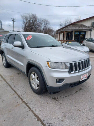 2011 Jeep Grand Cherokee for sale at El Rancho Auto Sales in Des Moines IA