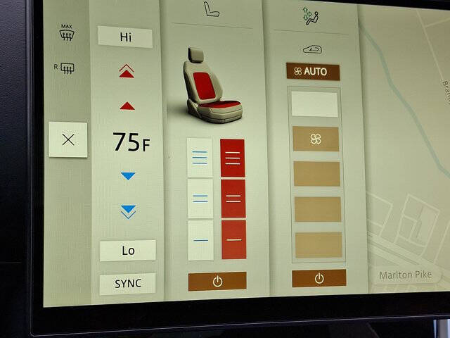 2025 Land Rover Range Rover P530 SE LWB