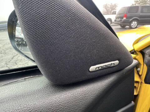 2004 Ford Mustang GT Deluxe