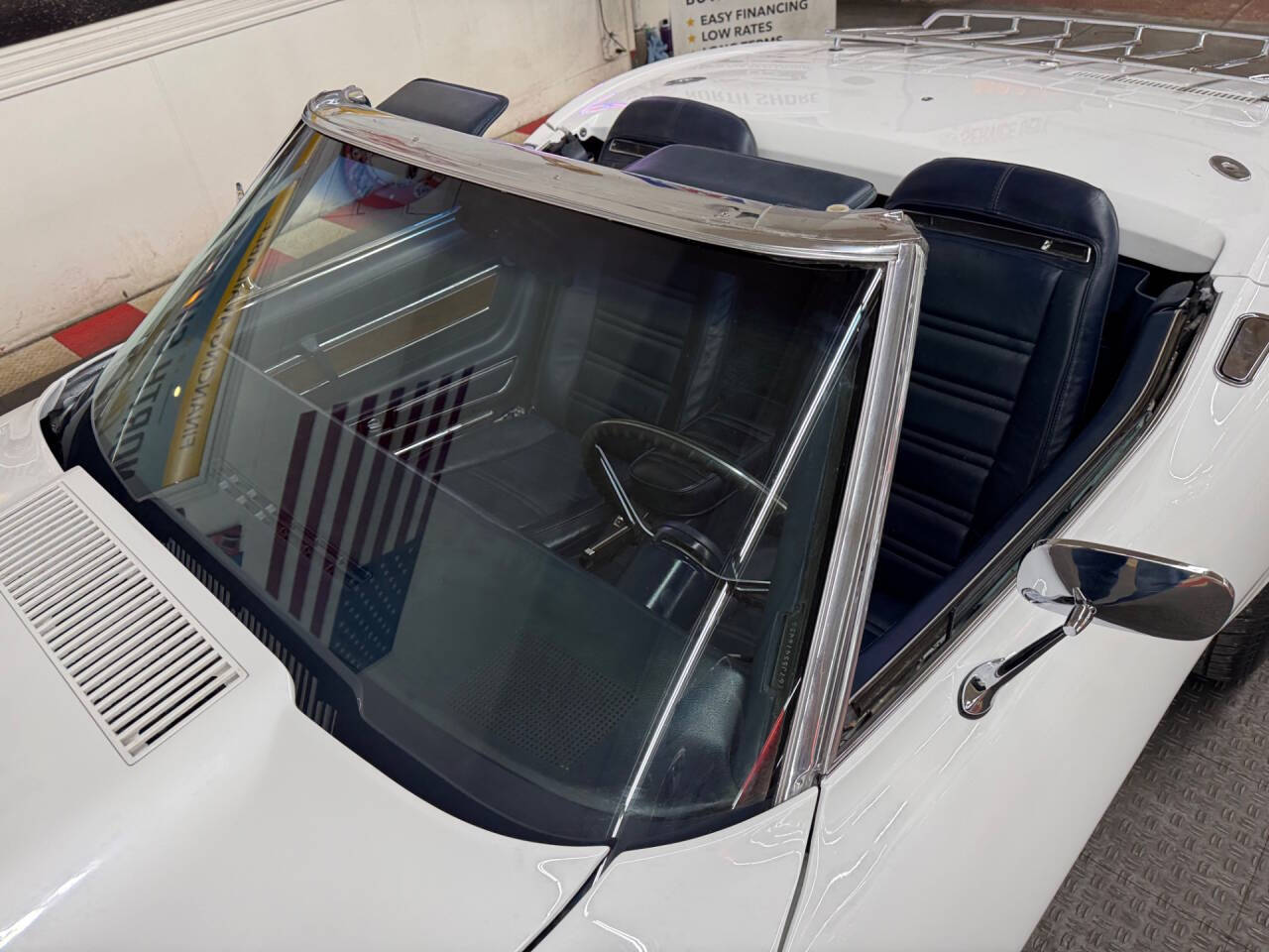 1975 Chevrolet Corvette 17