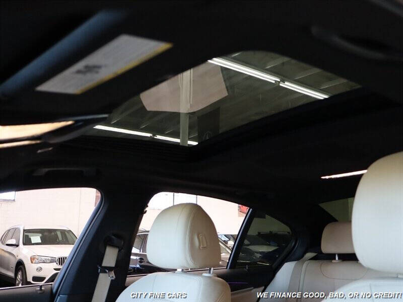 2019 BMW 5 Series 530e iPerformance