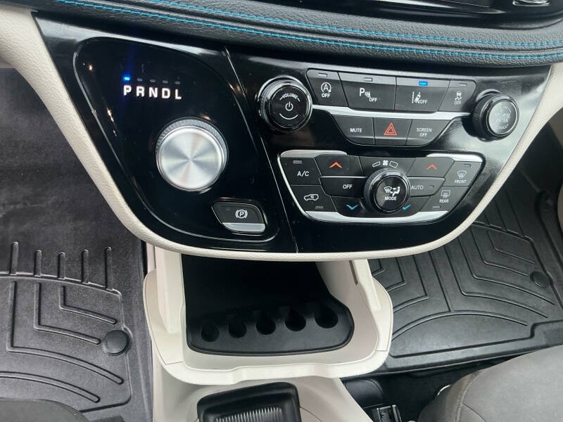 2021 Chrysler Pacifica Touring