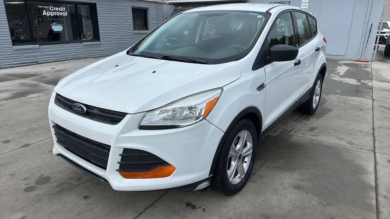 White 2013 Ford Escape S S 4dr SUV 1