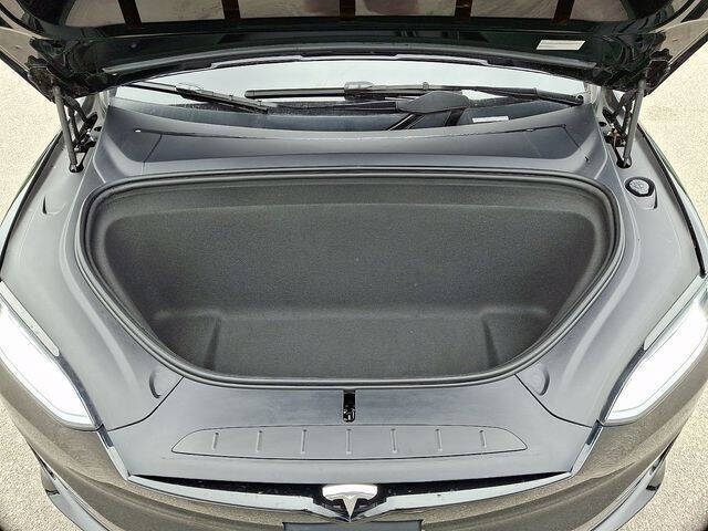 2023 Tesla Model X